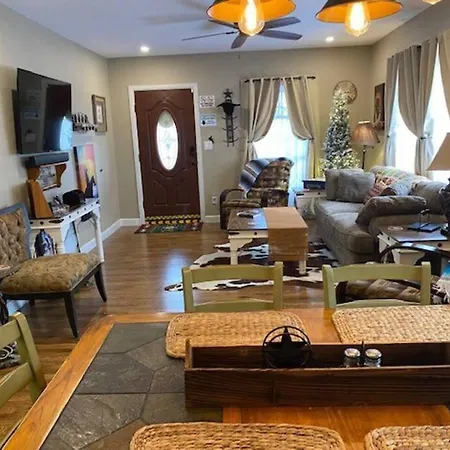 Stockyards!-1 Block Away ! Cowboy Cottage Sleeps 9 Fort Worth Exterior foto
