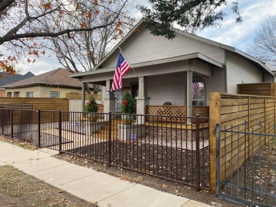 Stockyards!-1 Block Away ! Cowboy Sleeps 9 Ferienhaus Fort Worth